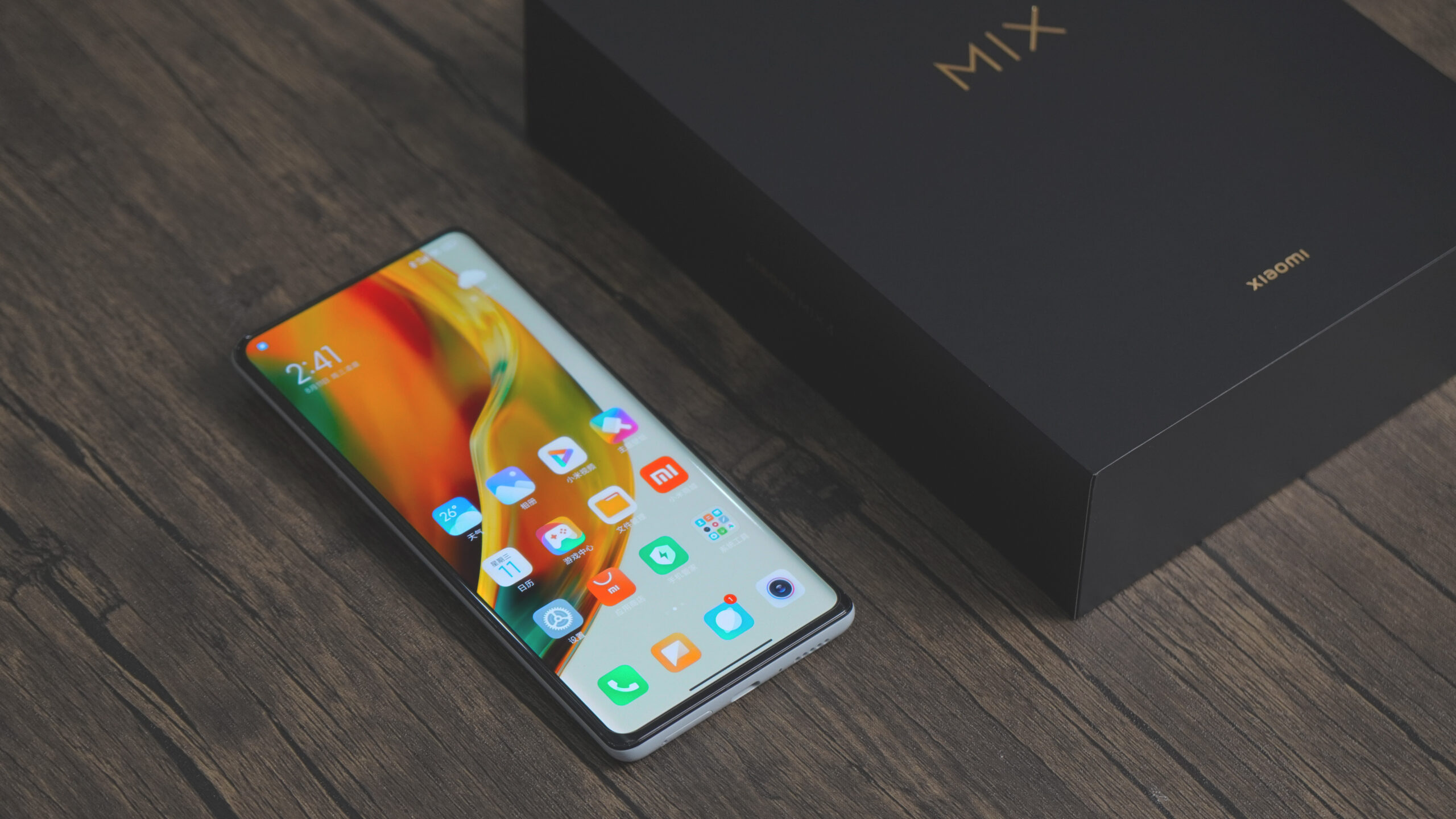 Xiaomi vừa tung ra thị trường siêu phẩm Mi Mix 4 